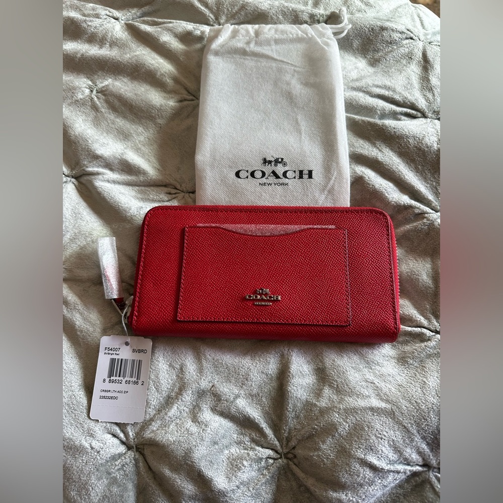 Coach Crossgrain Leather Accordian Wallet